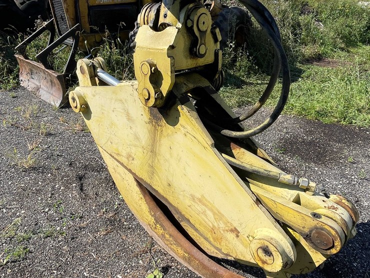 2000-john-deere-660-image-33