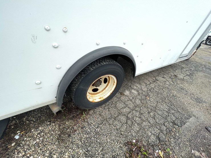 2016-ford-e450-image-43