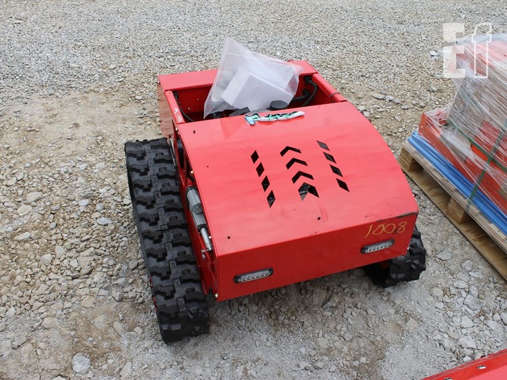 future-ft800-remote-controlled-lawn-mower-image-2