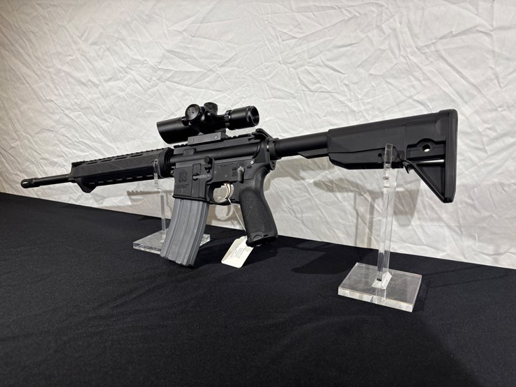 #135-•-springfield-armory-saint-5.56-ar-15-image-3