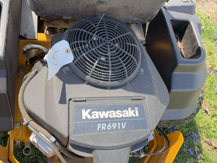 hustler-mower-model-number-938670-serial-number-19123586---48”-deck-image-10