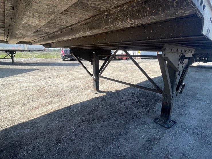 #306-•-2014-stoughton-semi-trailer-(title-in-delay)-(denmark,-wi)-image-9