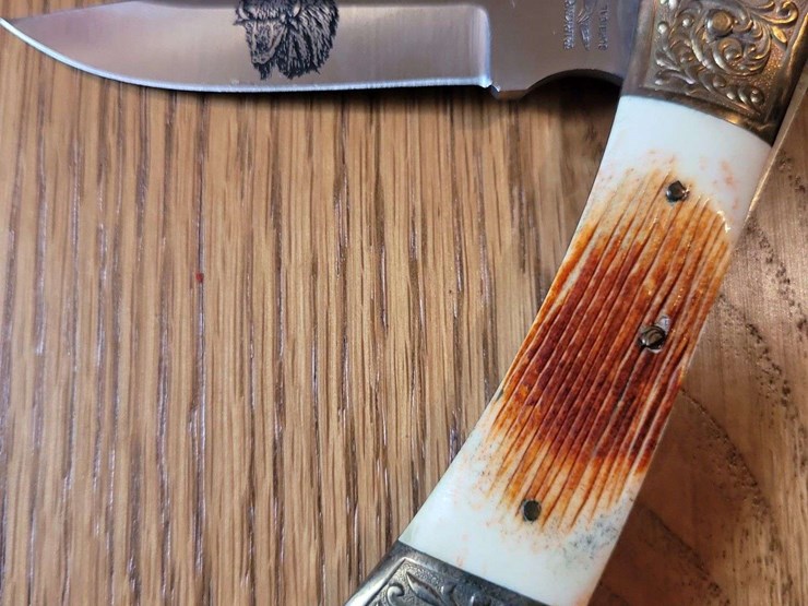 collection-of-winchester-and-parker-imai-folding-knives-image-3