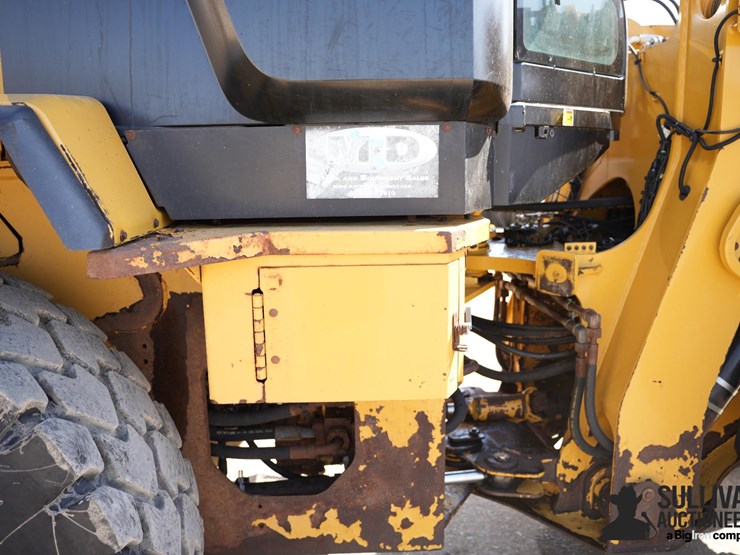 2013-caterpillar-924k-image-18