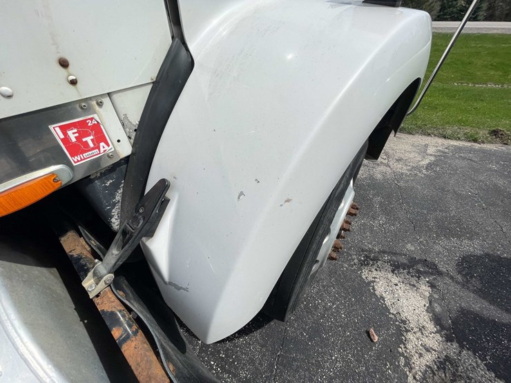 1997-kenworth-t800-image-44