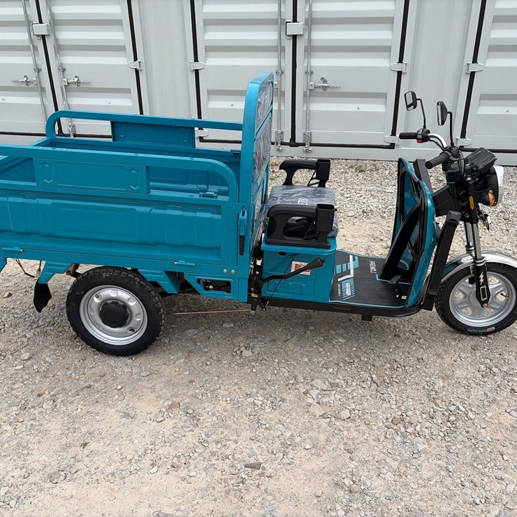 #306 • Unused 2026 IRET13 Electric Tricycle