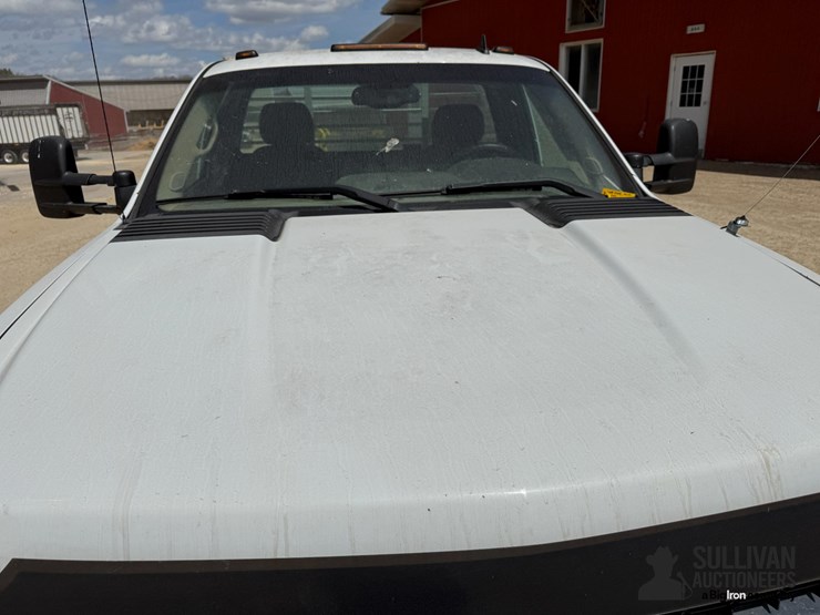 2008-chevrolet-silverado-3500-image-18
