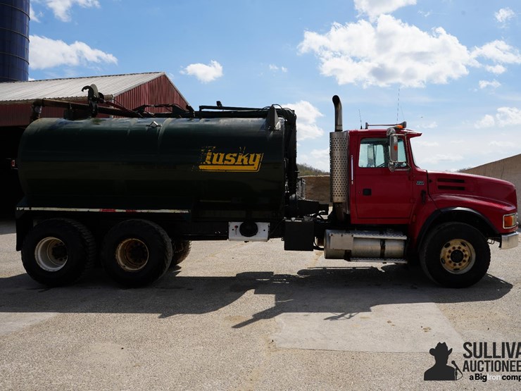 1995-ford-ltl9000-image-4