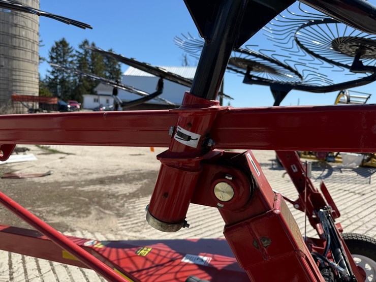 #6157-•-h&s-2112-action-rake-(sturgeon-bay,-wi)-image-14