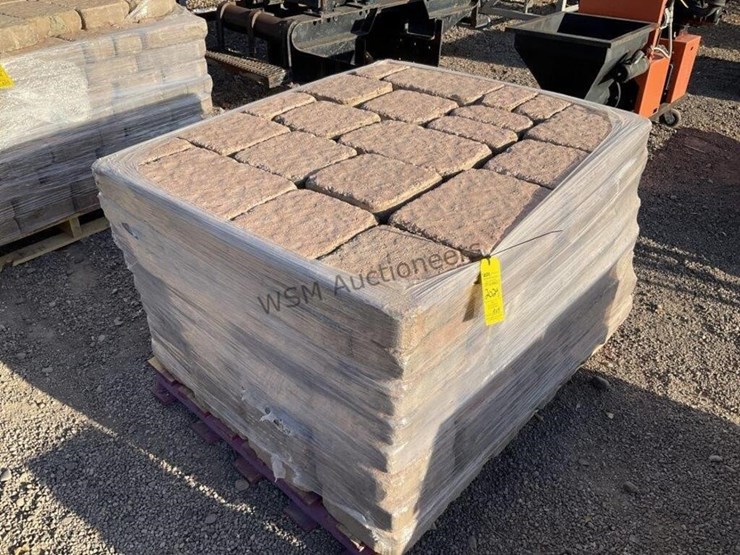 pallet-of-stone-pavers-image-4