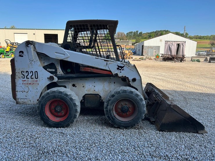 bobcat-s220-image-5