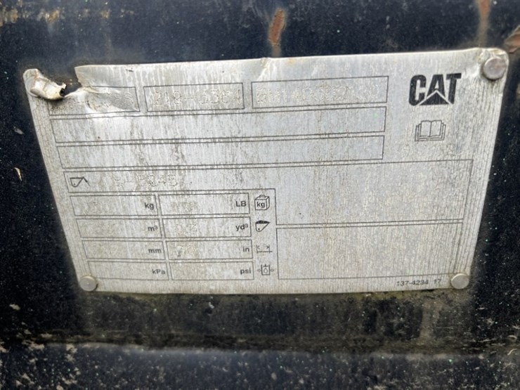 caterpillar-30-image-5