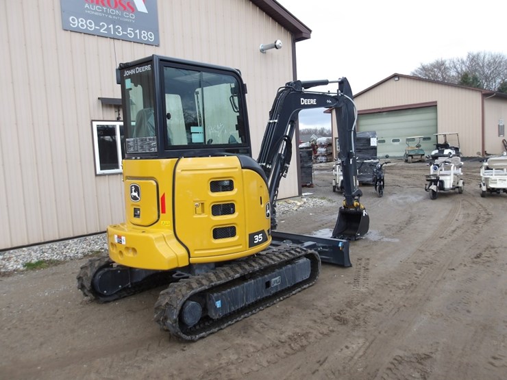 #7470-•-john-deere-35p-mini-excavator-with-4-hours!-image-8