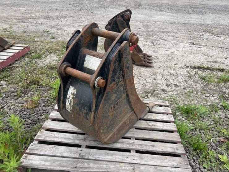 caterpillar-18-image-3
