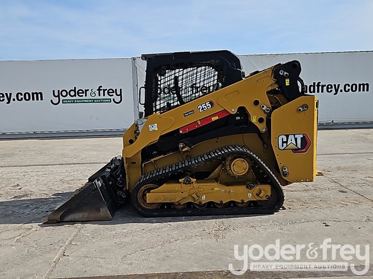 caterpillar-255-image-3