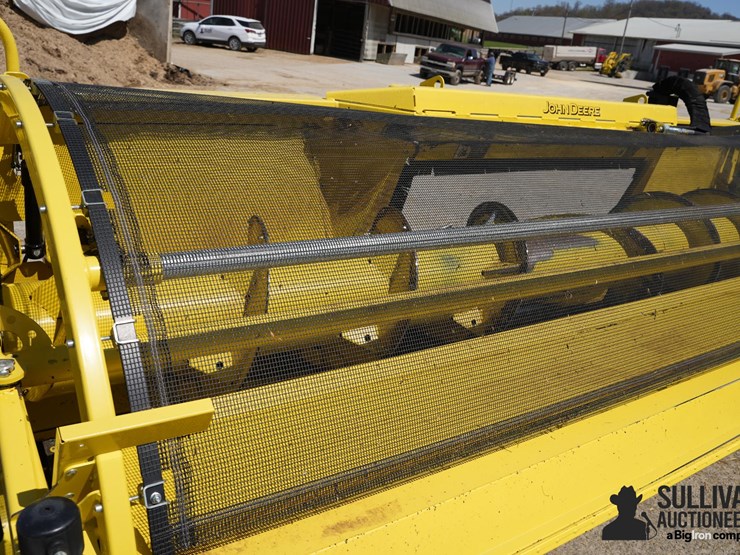 2021-john-deere-659-image-12