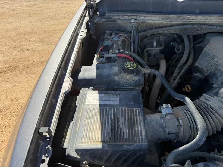 2013-chevrolet-1500-image-21