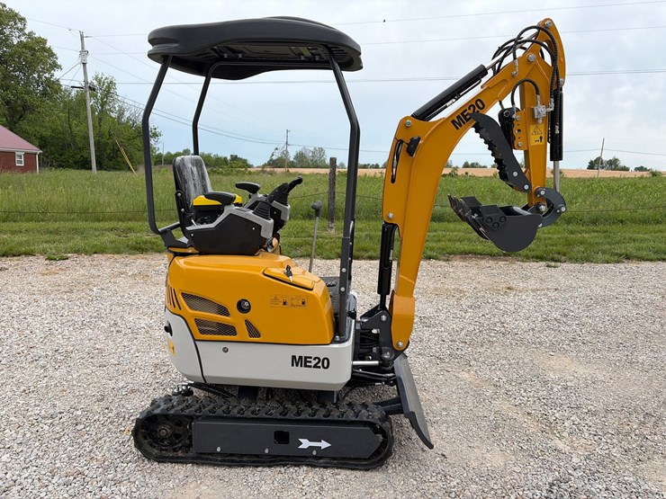 #151-•-unused-2026-sdlanch-me20-diesel-mini-excavator-image-3