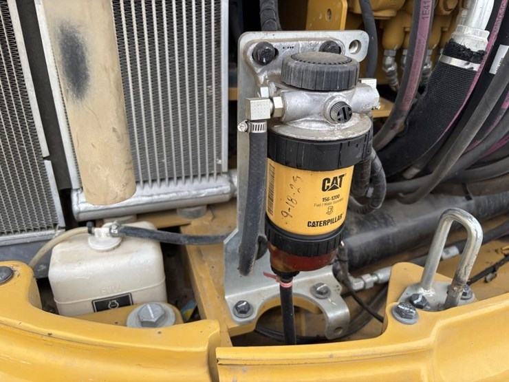 2015-caterpillar-305e2-cr-image-51