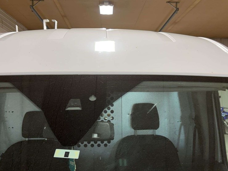 2019-ford-transit-image-23