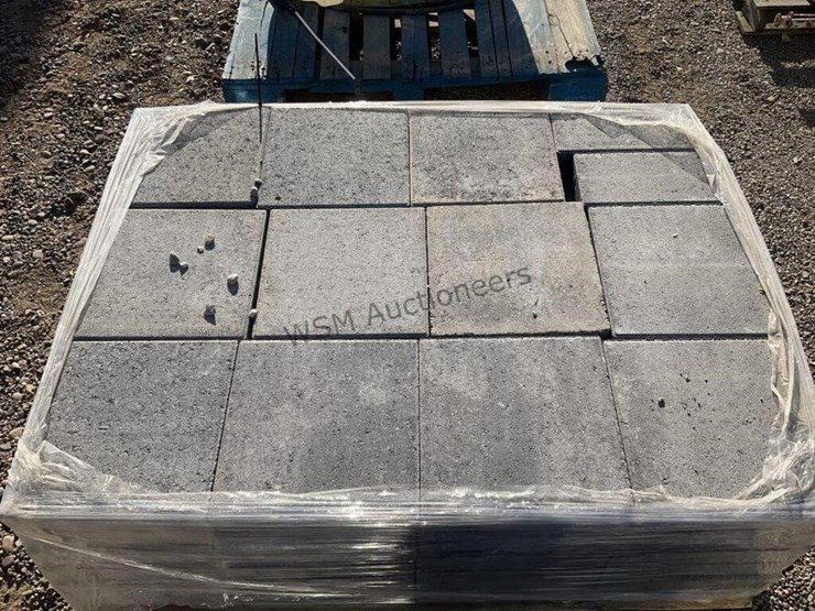pallet-of-stone-pavers-image-5