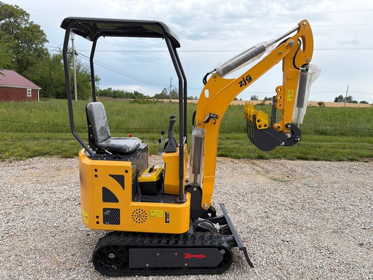 #155-•-unused-2026-zjg-zj-12-mini-excavator-image-3