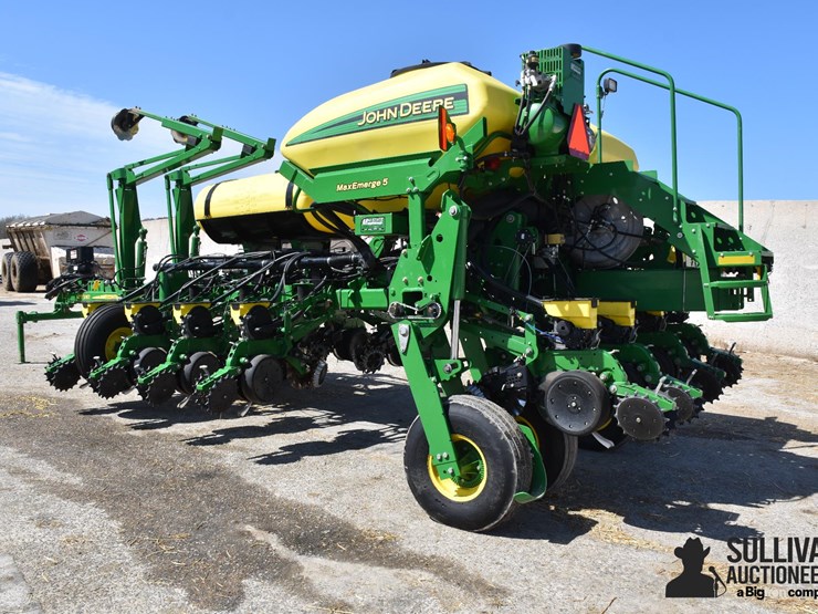 2014-john-deere-1775nt-image-7