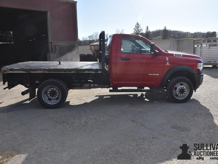 2022-ram-4500-slt-image-4