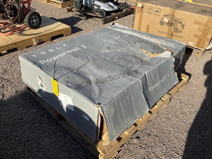 tesla-power-wall-2-battery-image-1