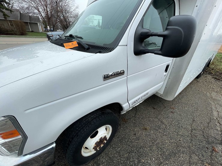 2016-ford-e450-image-19
