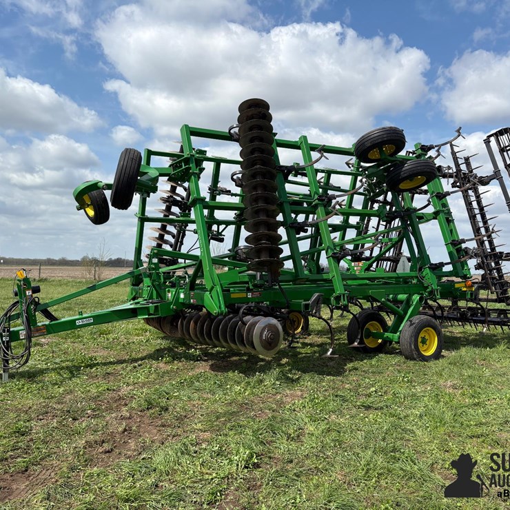 2014 JOHN DEERE 2310