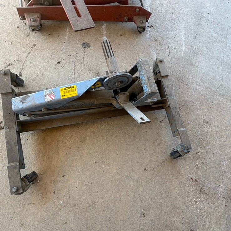 #42064 • Transmission Jack