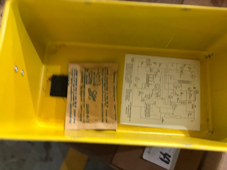 #42071-•-lot-of-(~30)-boxes-of-radiation-detection-sets-image-7
