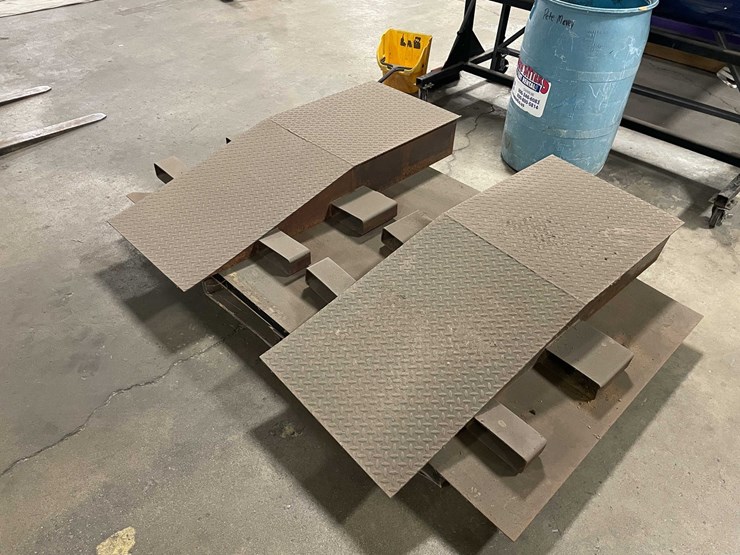 #6084-•-(2)-steel-ramps-(kewaskum,-wi)-image-1