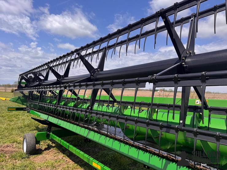 2014-john-deere-625f-image-15