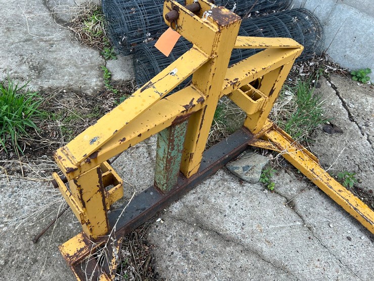 #9582-•-3-point-bale-mover-image-4