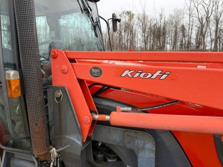 2007-kioti-dk65s-image-31