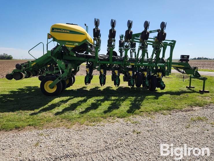2004-john-deere-1790-ccs-image-4