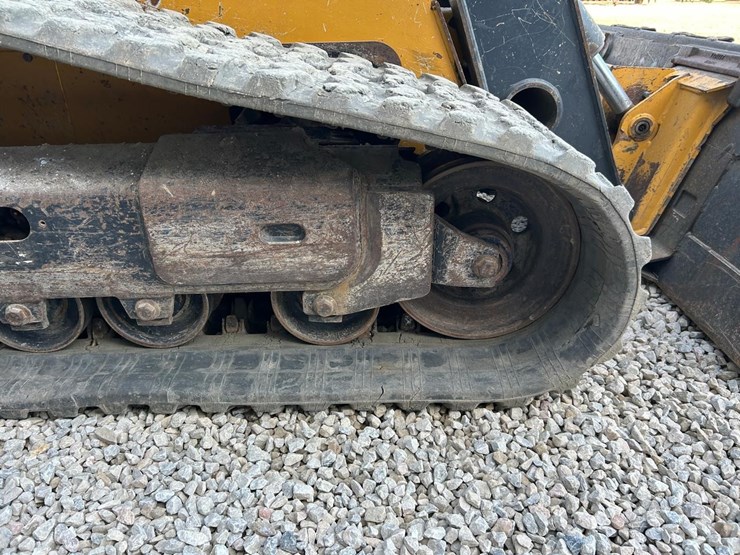 deere-333e-image-14