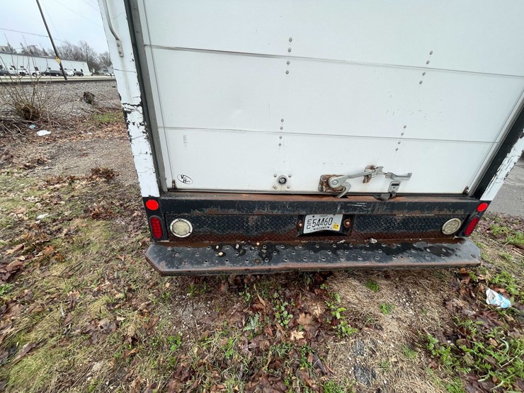2016-ford-e450-image-33