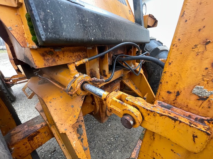 #406-•-case-585d-construction-king-forklift-(appleton,-wi)-image-79