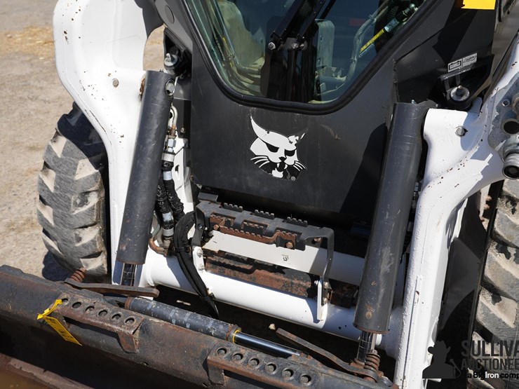2023-bobcat-s64-image-11