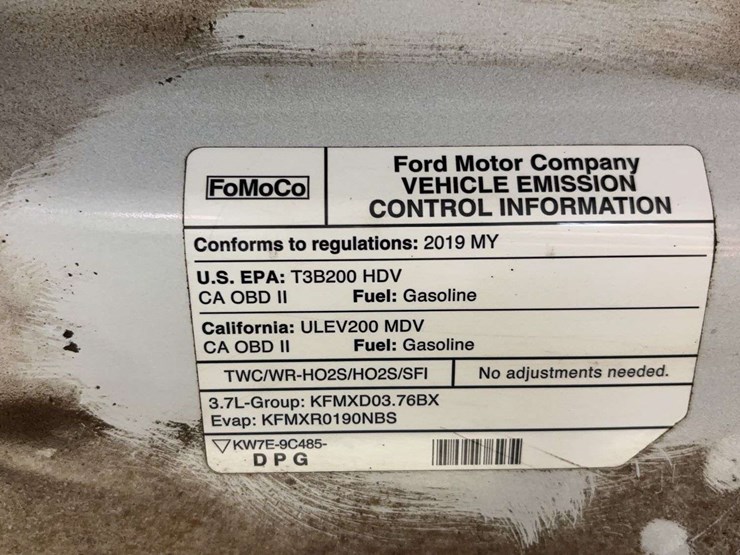 2019-ford-transit-image-18