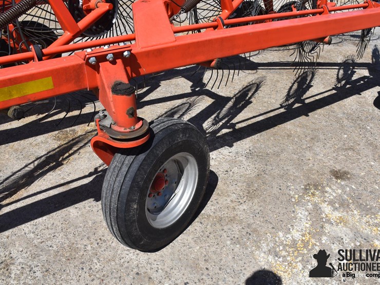 2015-kuhn-sr600-image-16