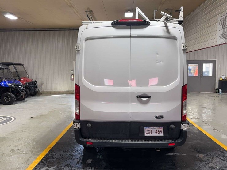 2019-ford-transit-image-4
