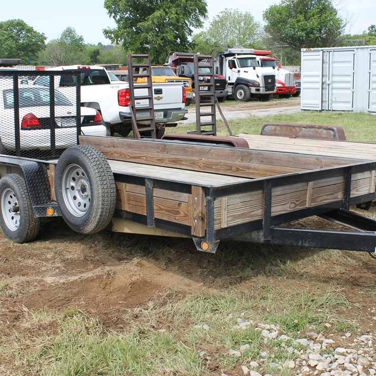 1900 16' GATORMADE TRAILER 6976