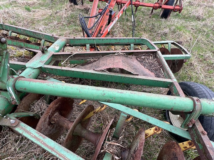 john-deere-12-image-9