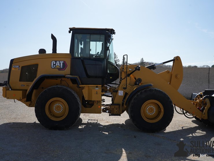 2022-caterpillar-926m-image-4