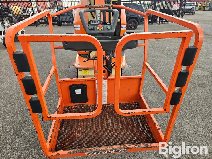 2019-jlg-toucan-32e-image-9