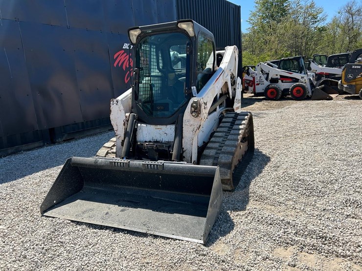 2015-bobcat-t650-image-8